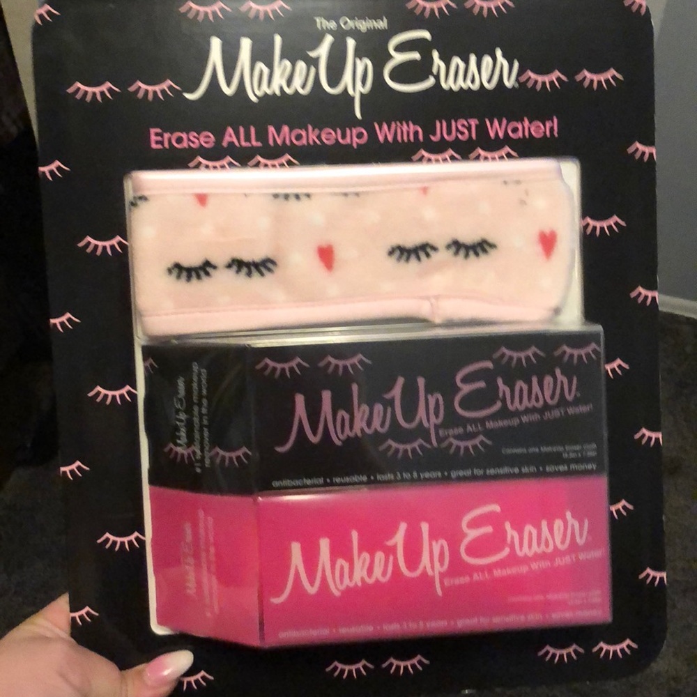 Make up eraser